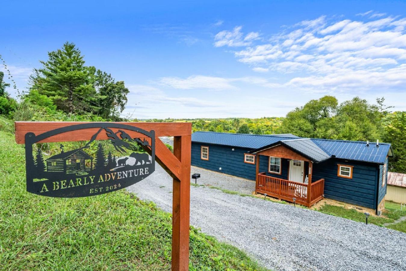 Brand New Tiny Cabin! A Bearly Adventure Sevierville